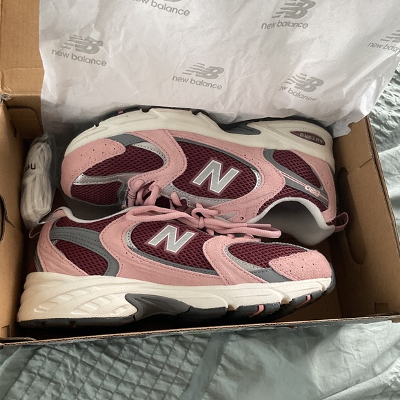 New Balance 530 (Pink Red) size US 6 Mens - Picture 1 of 5